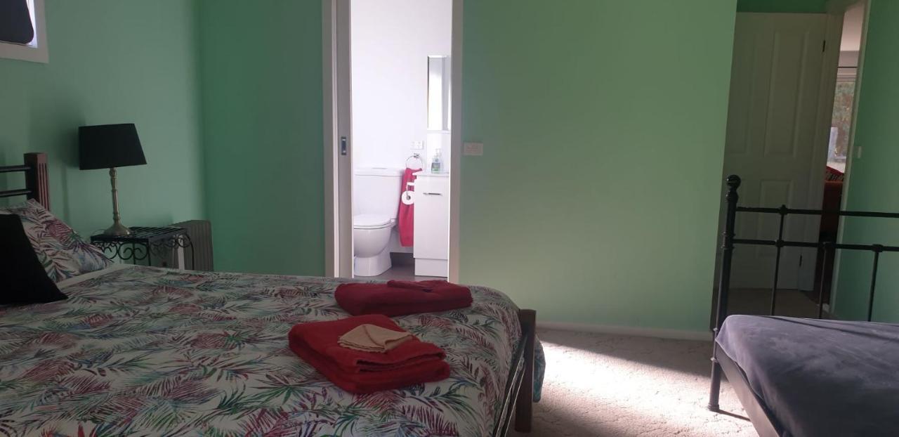 Dixiglen Farm Bed & Breakfast Dixons Creek Luaran gambar